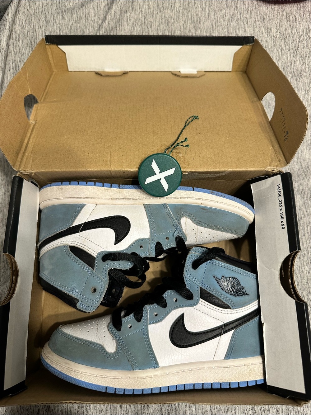 Jordan 1 Retro High OG White, Black & University Blue (PS)